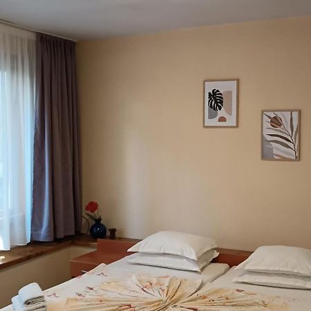 Nirvana Guest House Nesebar Bilik gambar